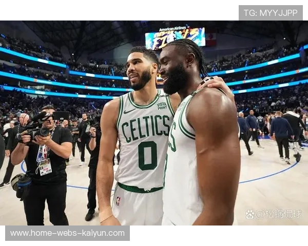 凯尔特人稳居东部,布朗与塔图姆再度联手 凯尔特人稳居东部,布朗与塔图姆再度联手