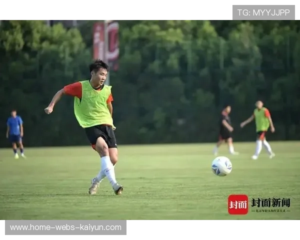 成都蓉城帅惟浩边路高速推进